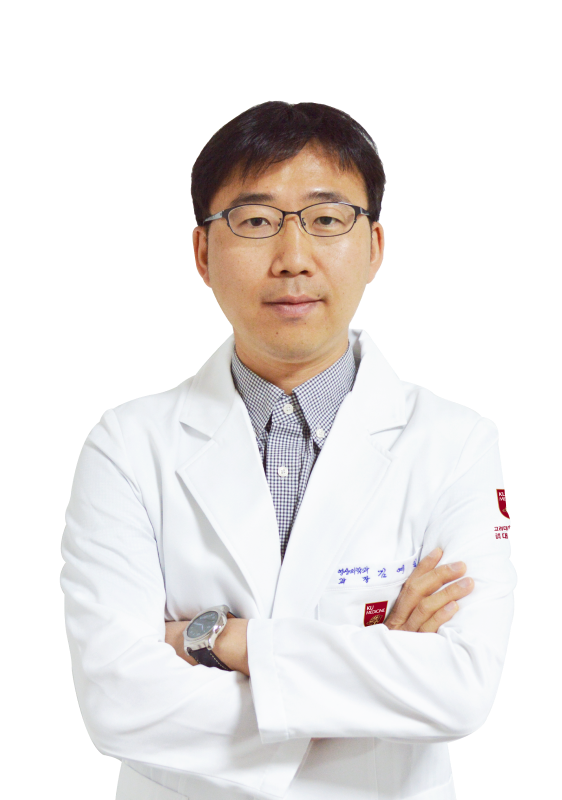 김예일